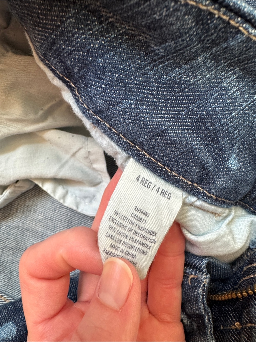 American Eagle Outfitters Flare Jeans in Dark Blue Wash - Picture 4 of 6